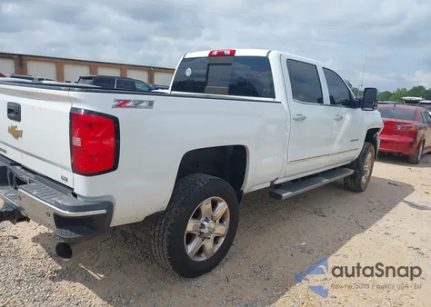 2017 Chevrolet Silverado 2500Hd Ltz from USA, damaged, VIN 1GC1KWEYXHF218682